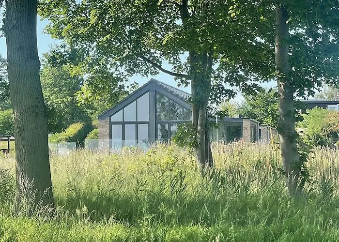 Luksus Hus I 1st Række, All-incl Komfort Med Og Skov Feriehus Strøby Ladeplads